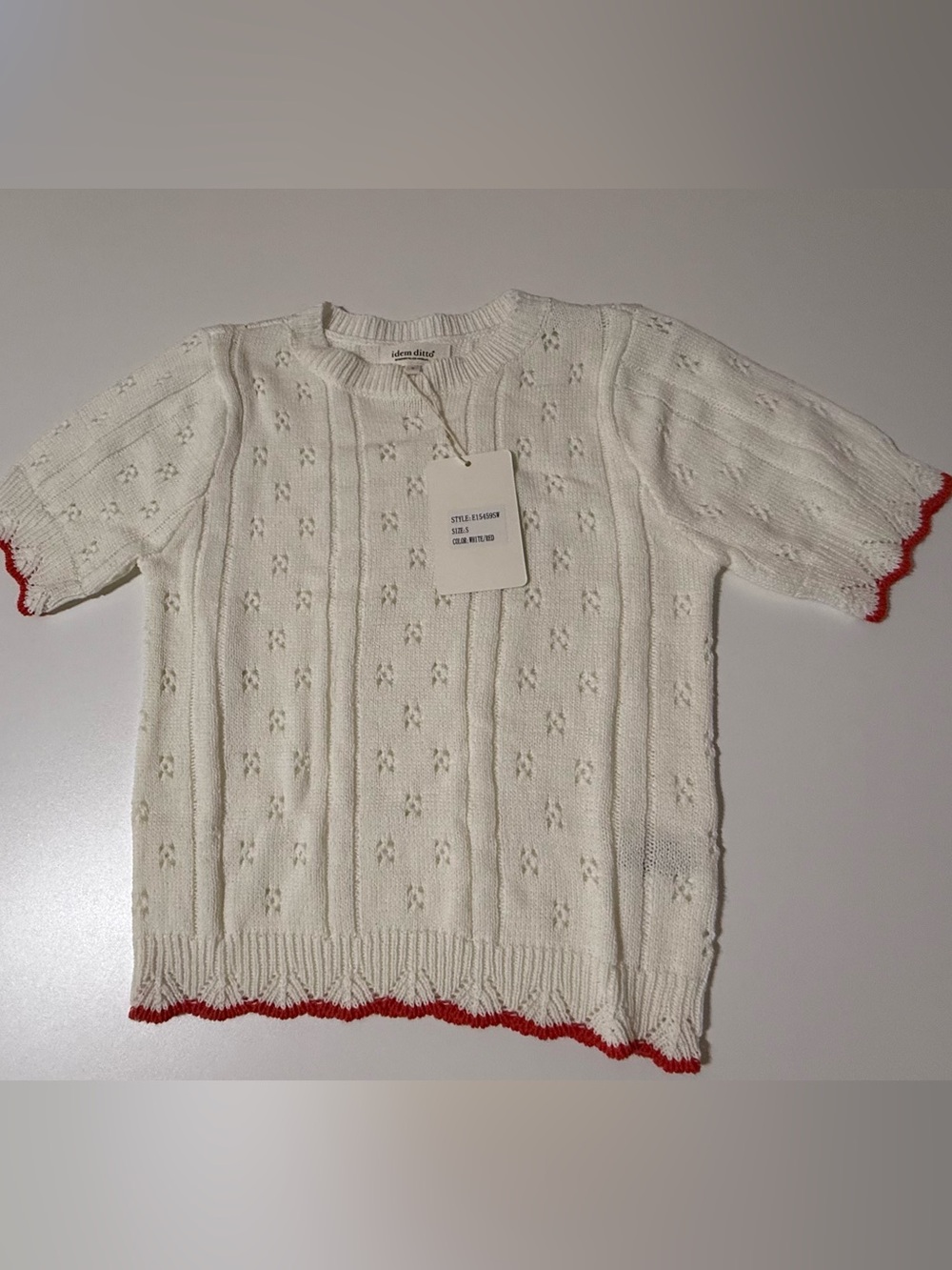 NWT Cropped White Eyelet Knit Top with Red Scallop Trim - Picture 4 of 8